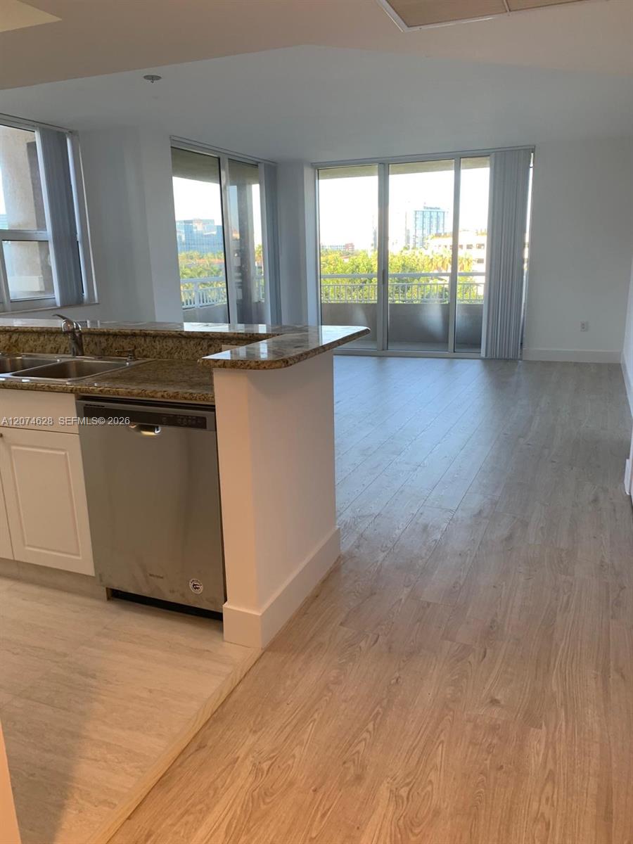 19501 W Country Club Dr # 408, Aventura FL 33180
