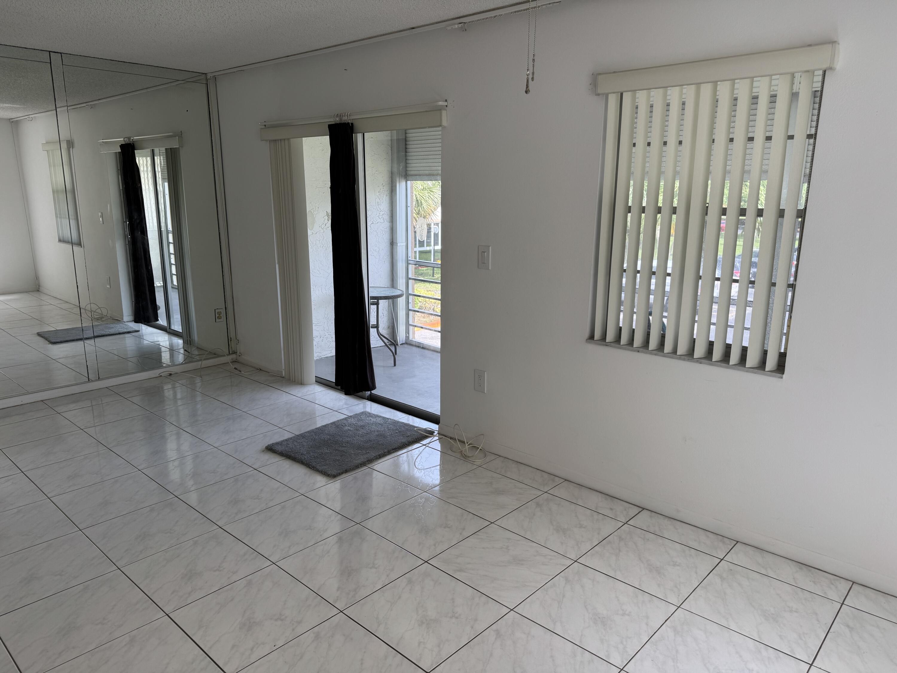 4990 E Sabal Palm Boulevard — Photo 4