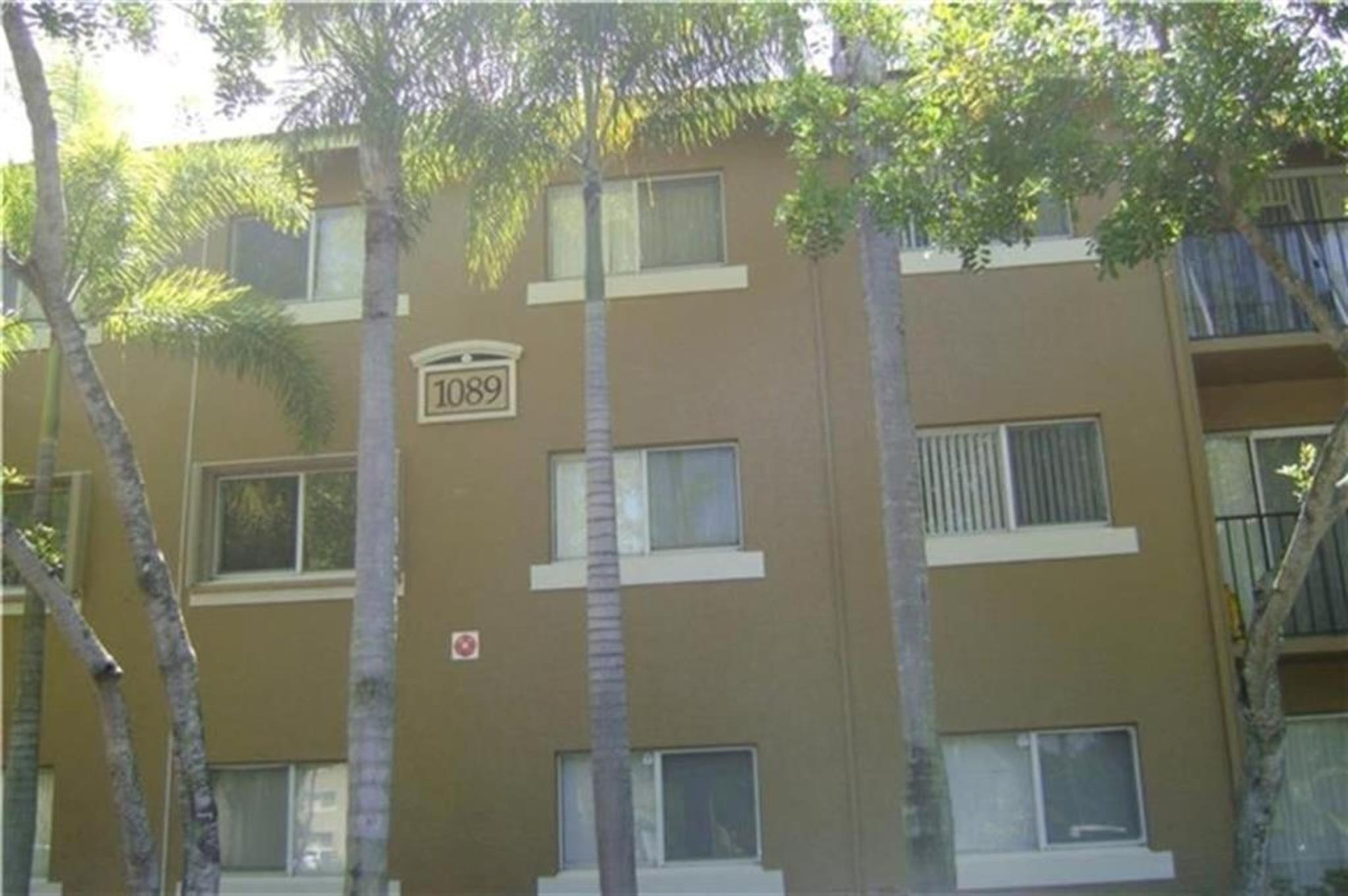 1089 N Benoist Farms Road # 301 — Photo 3