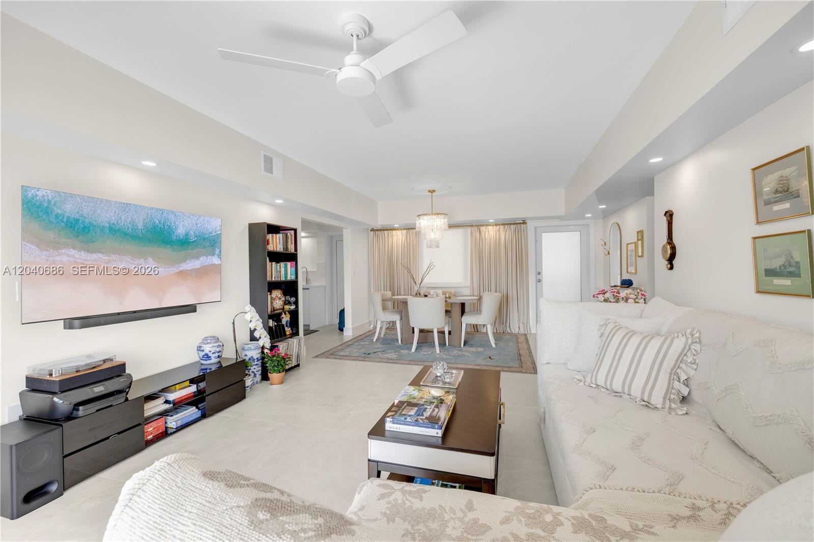 462 Golden Isles Dr # 211 View 5