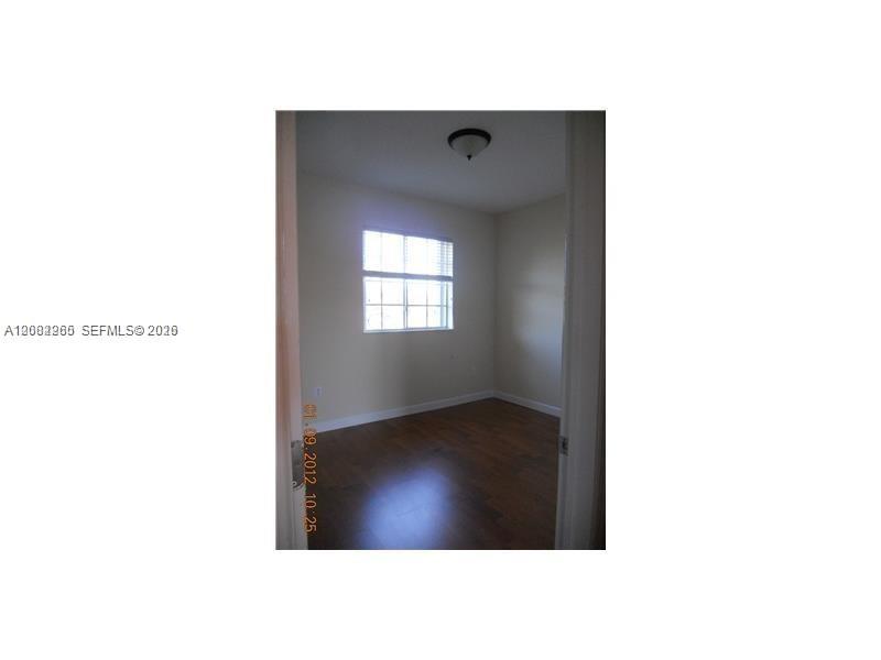 8057 SW 118th Ct # 8057 — Photo 3