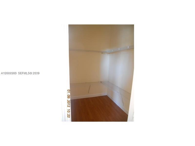 8057 SW 118th Ct # 8057 — Photo 4