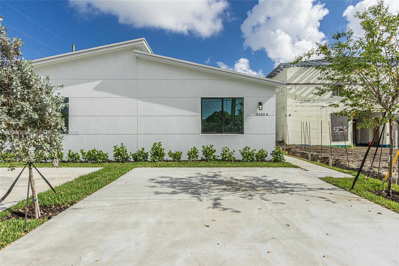 5535 SW 19th St — Photo 4