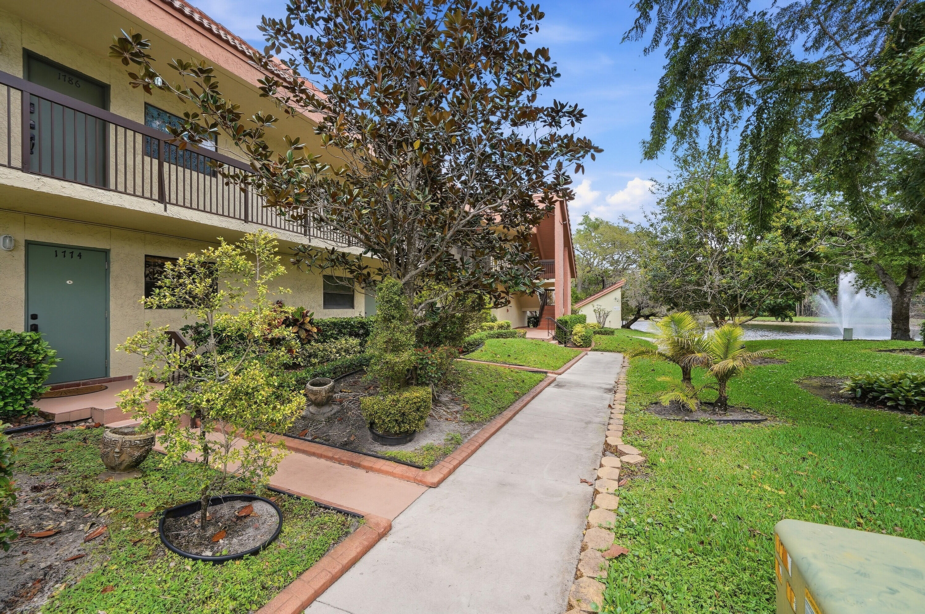 1774 Hammock Boulevard # 118 — Photo 3