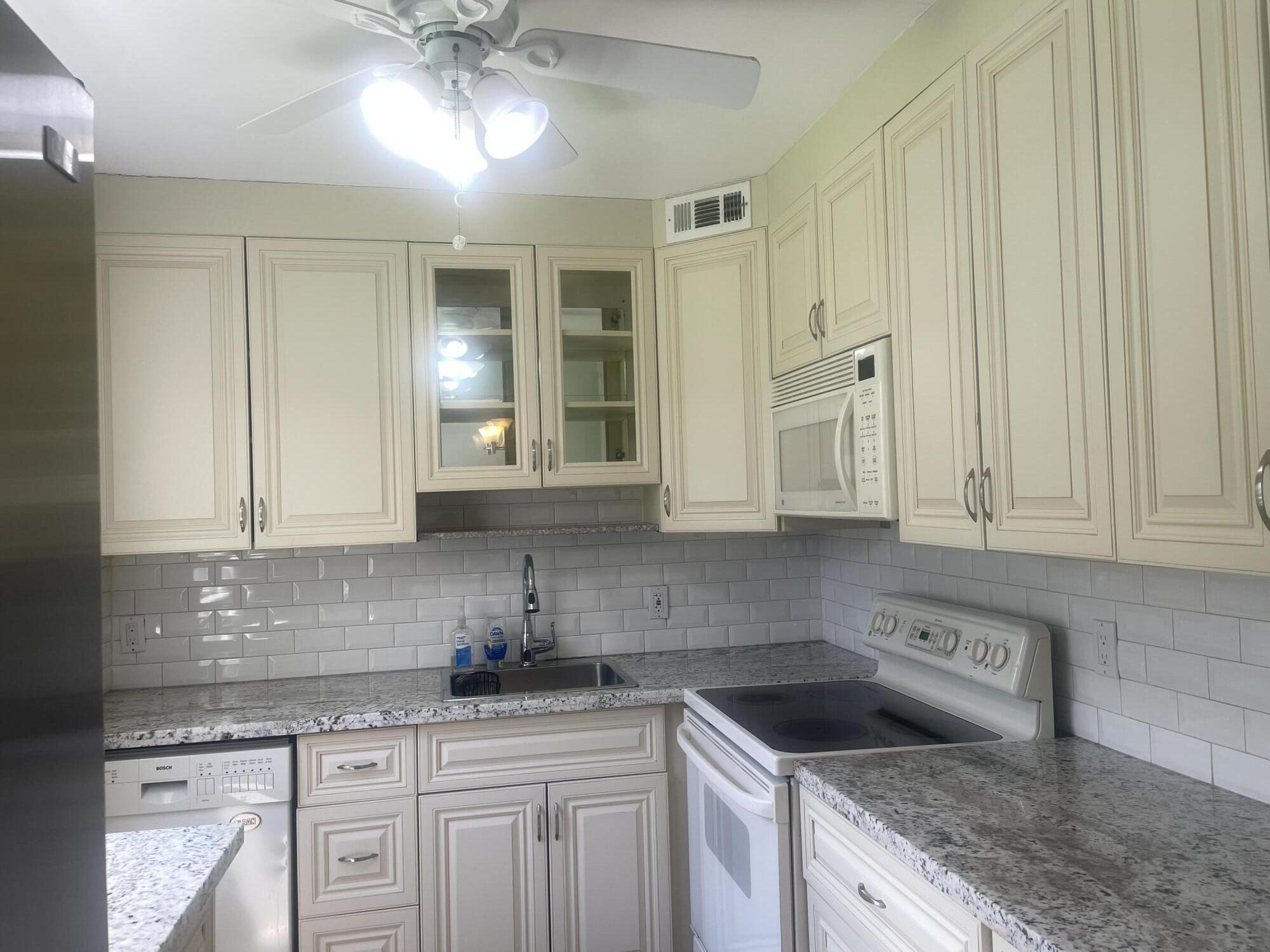 640 Monaco N # 640, Delray Beach FL 33446