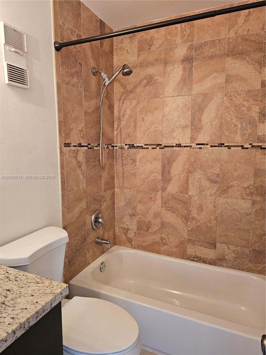 6535 W 27th Ct # 48 — Photo 3