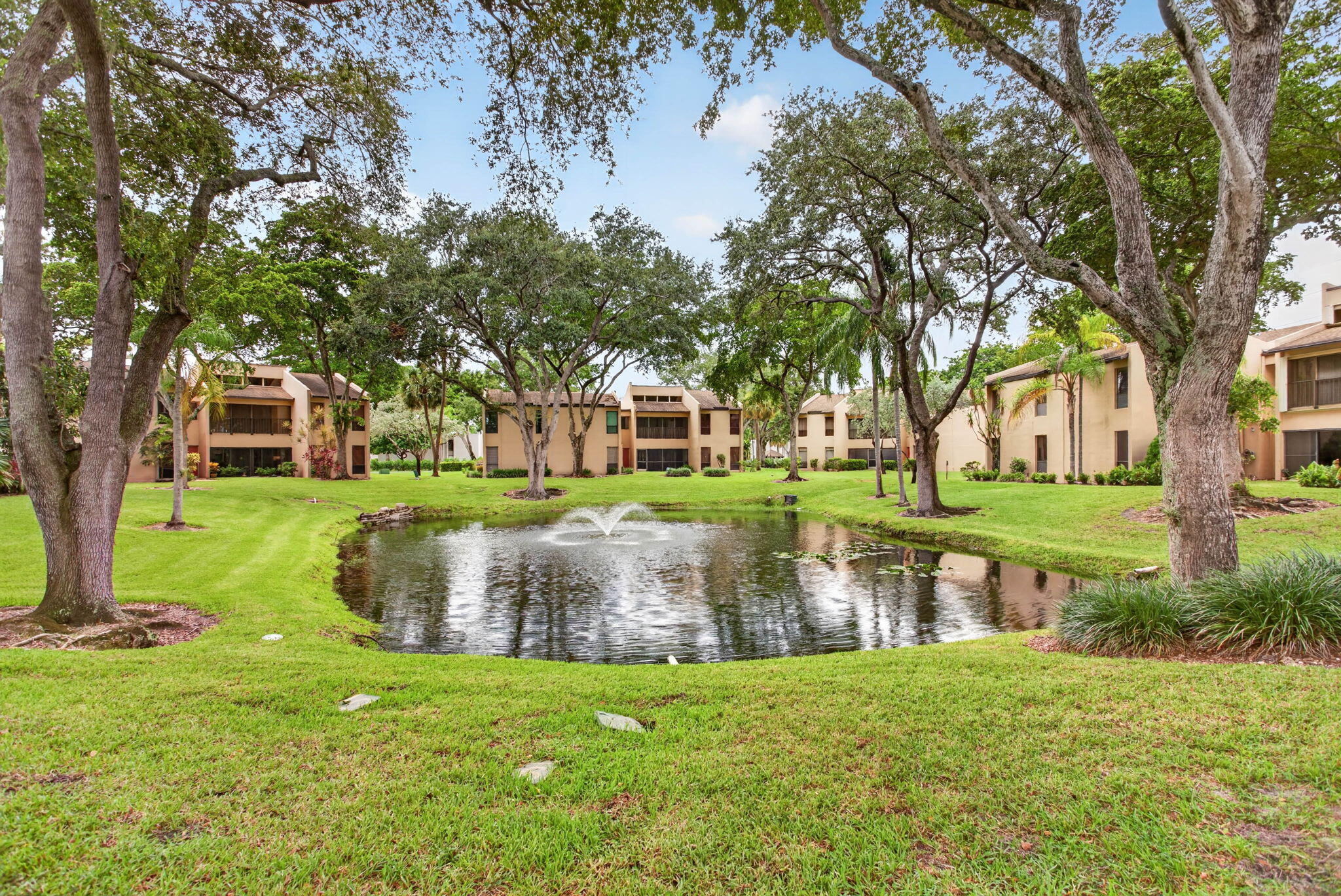 6421 PUMPKIN SEED Circle # 217, Boca Raton FL 33433