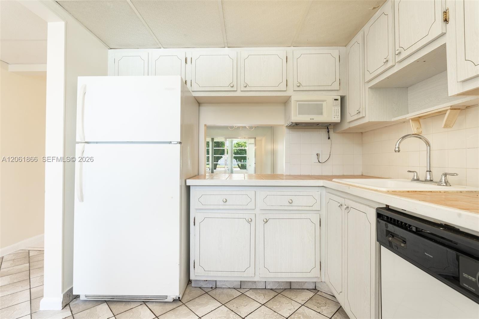 7877 Golf Cir Dr # 108 — Photo 4