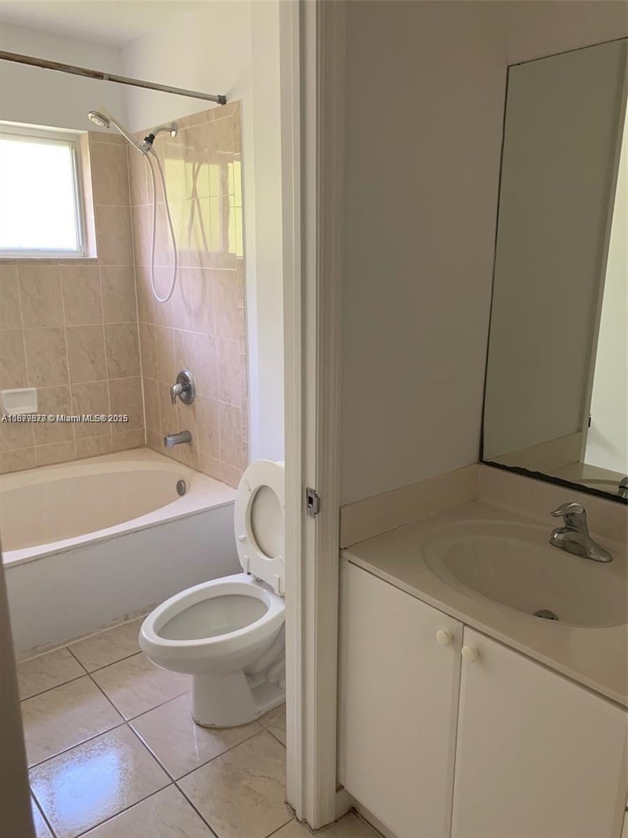 26232 SW 135th Pl # 0 — Photo 4
