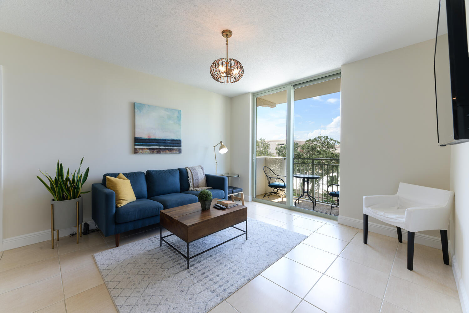 610 Clematis Street — Photo 2