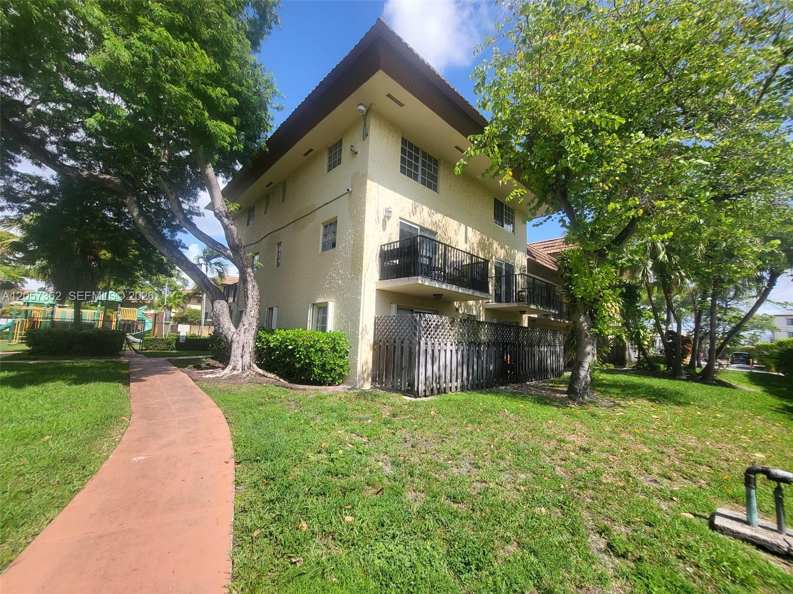 8500 SW 109 Av # 201, Miami FL 33173