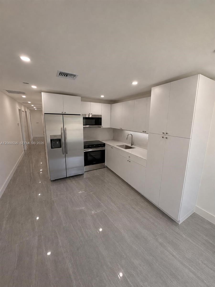 607 NW 8th Ave, Pompano Beach FL 33060