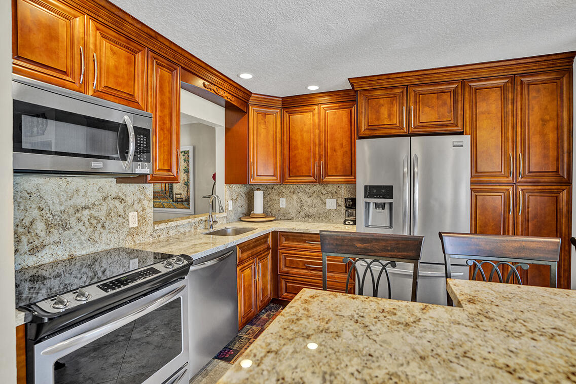6722 Moonlit Drive, Delray Beach FL 33446