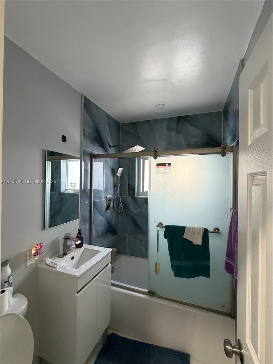 5525 NW 5th Ct — Photo 5