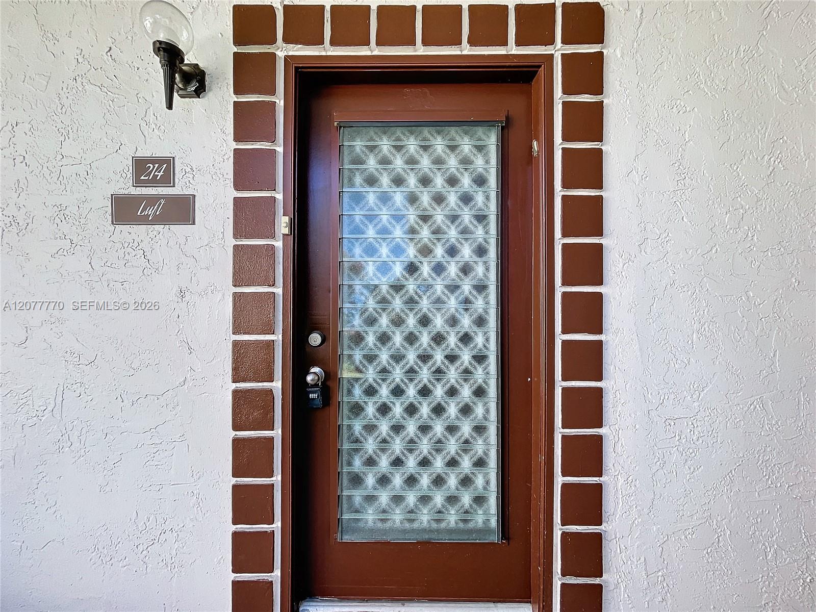 15451 Pembridge Dr # 214 — Photo 4