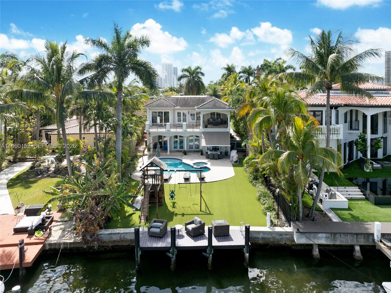 520 N Parkway, Golden Beach FL 33160