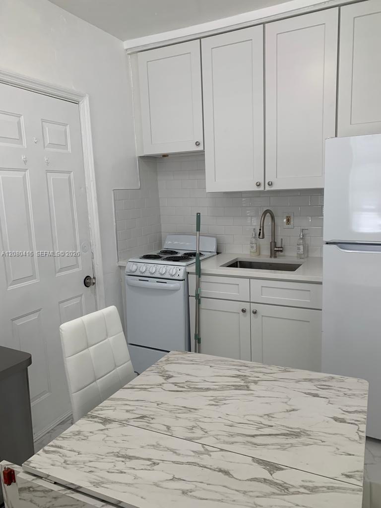 545 Michigan Ave # 8 — Photo 5