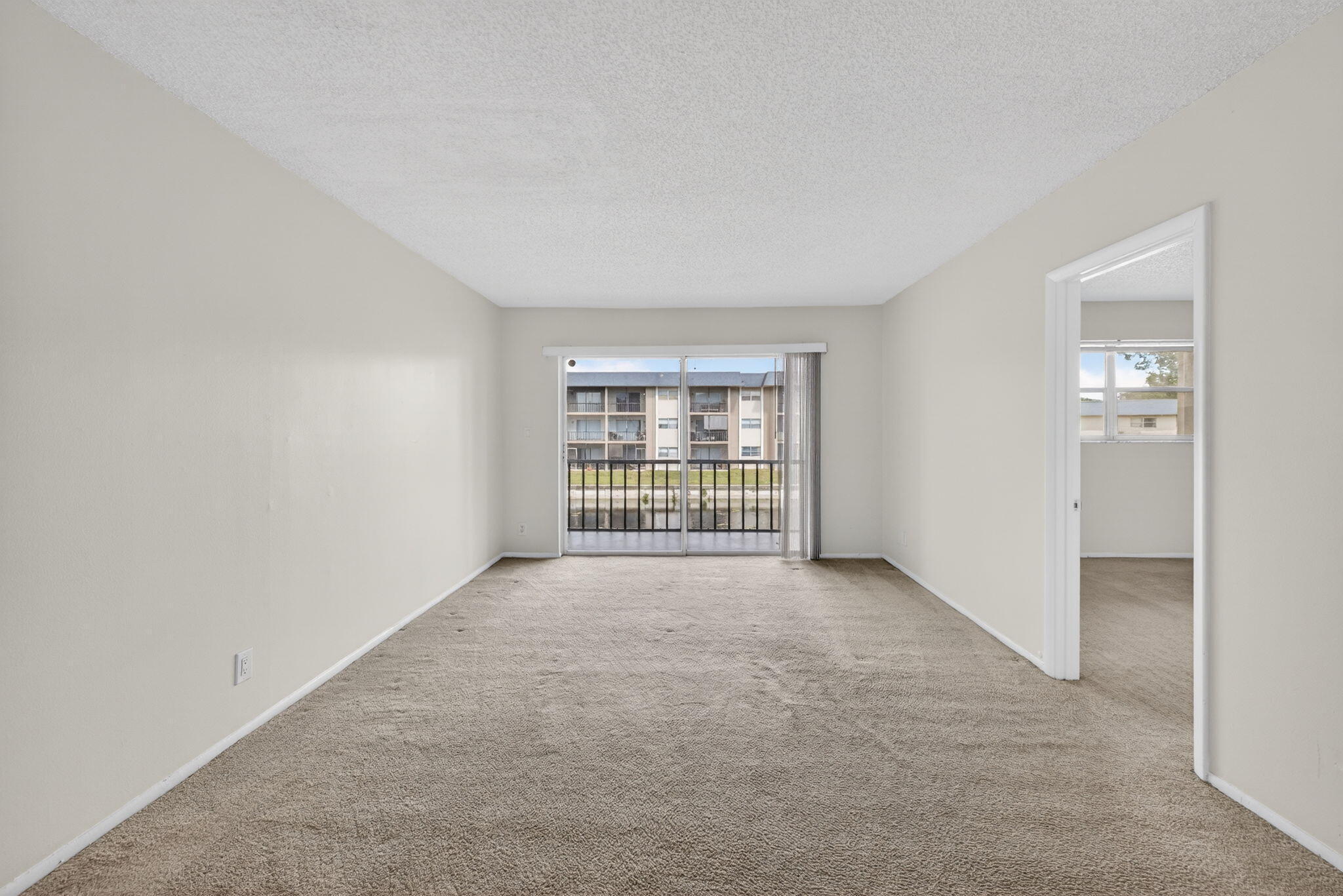 7925 S Colony Circle — Photo 4