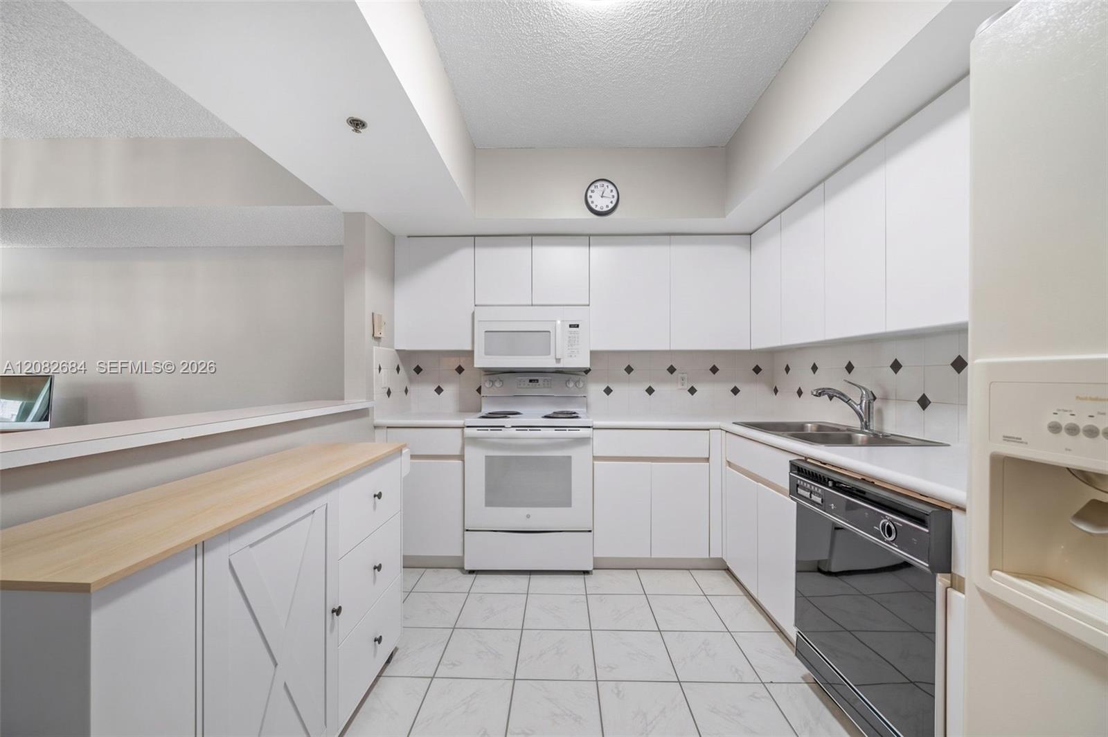 9455 Collins Ave # 501 — Photo 5