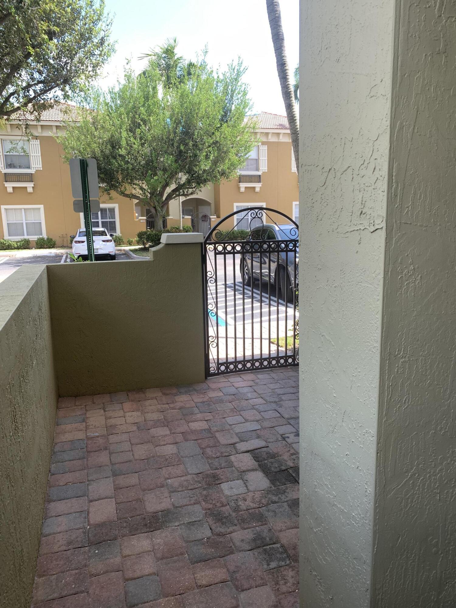 101 Lake Monterey Circle # 101 — Photo 5