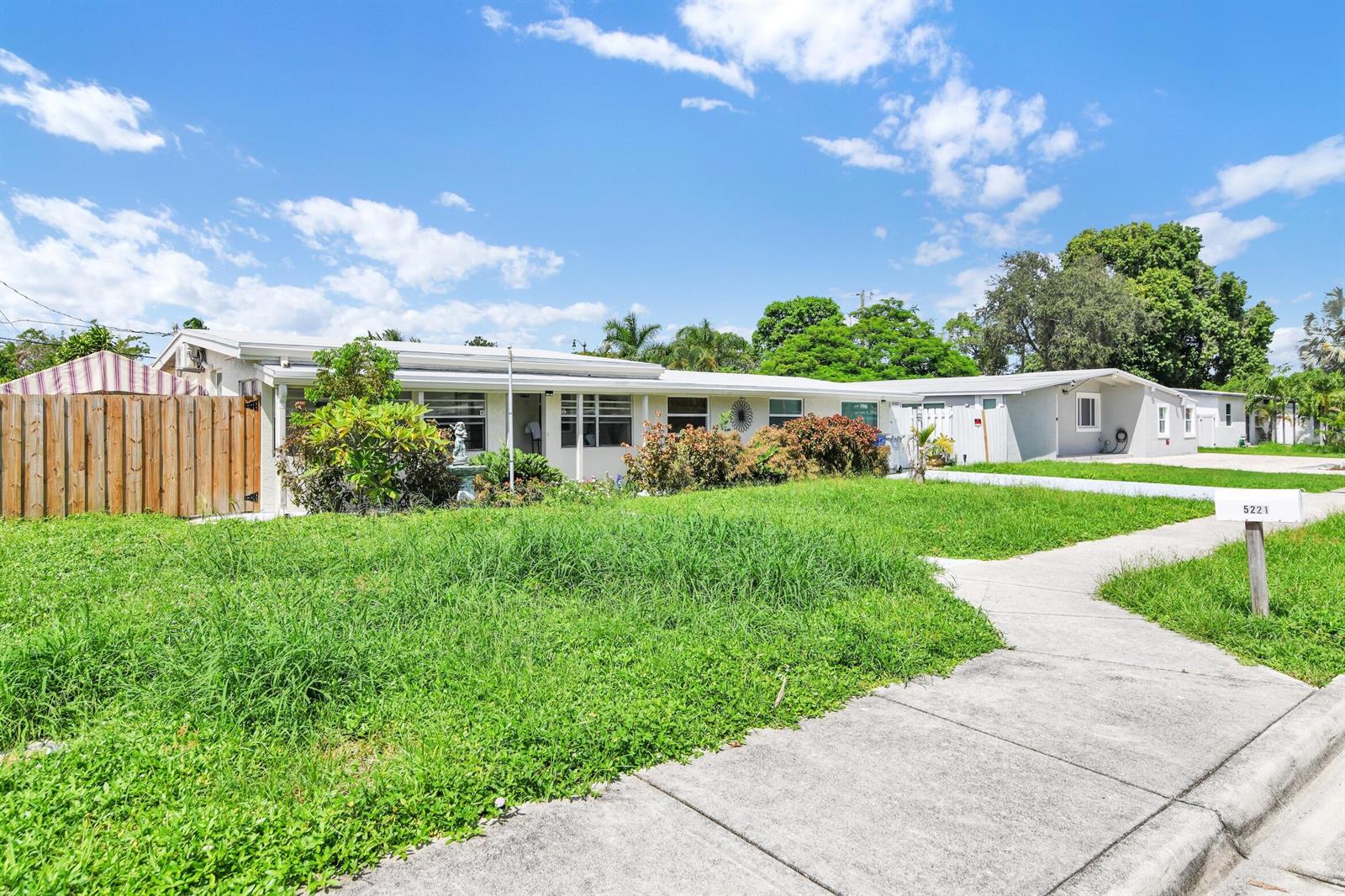 5221 NE 16th Ave Pompano Beach -3