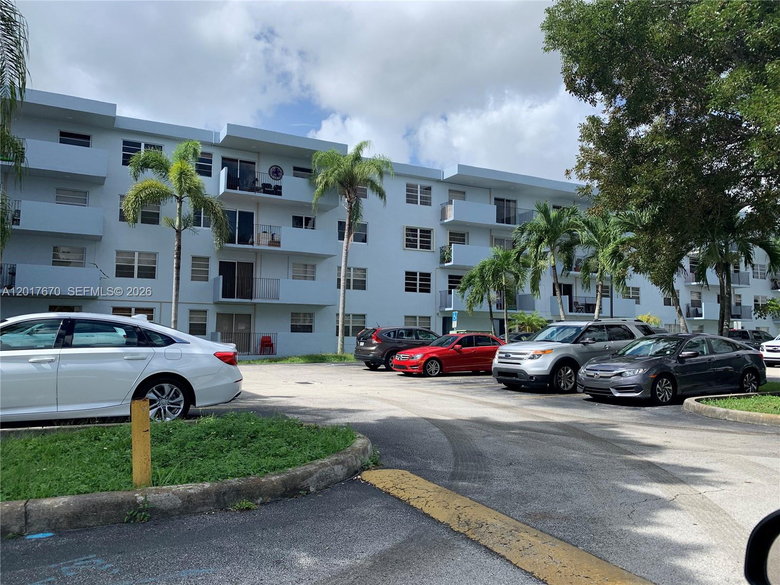 1221 SW 122nd Ave # 207, Miami FL 33184