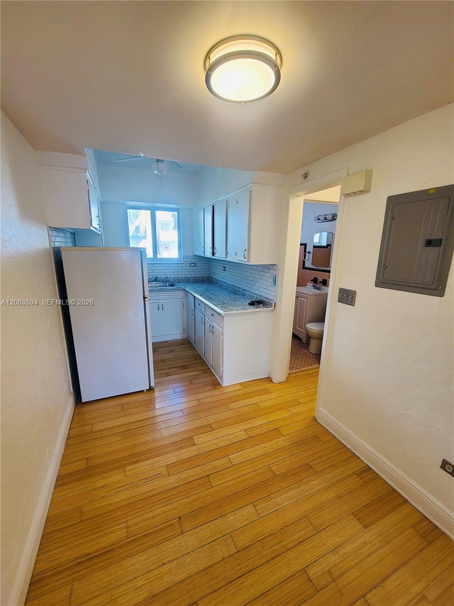 220 Collins Ave # 8B — Photo 4