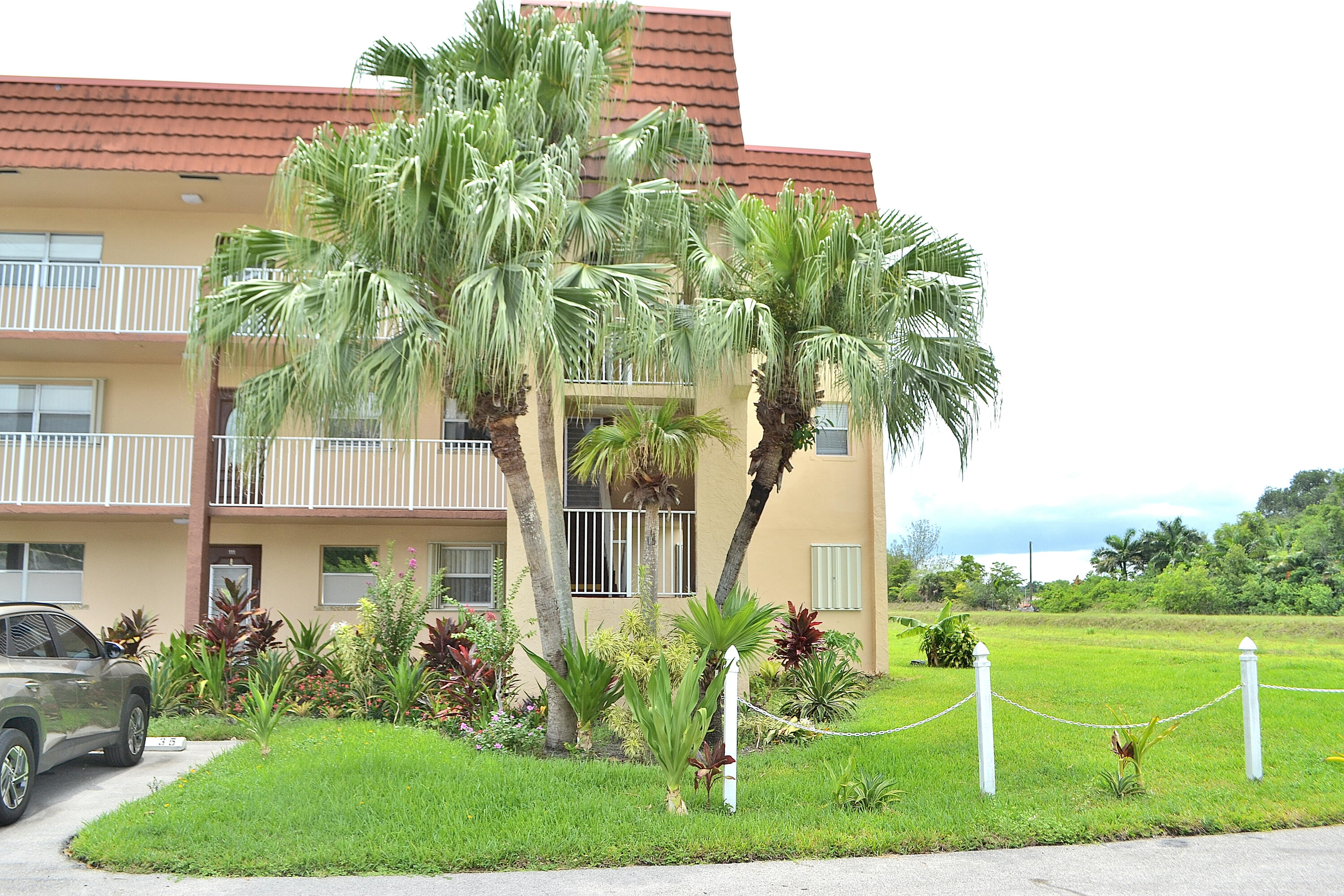 8841 Sunrise Lakes Boulevard # 112, Sunrise FL 33322