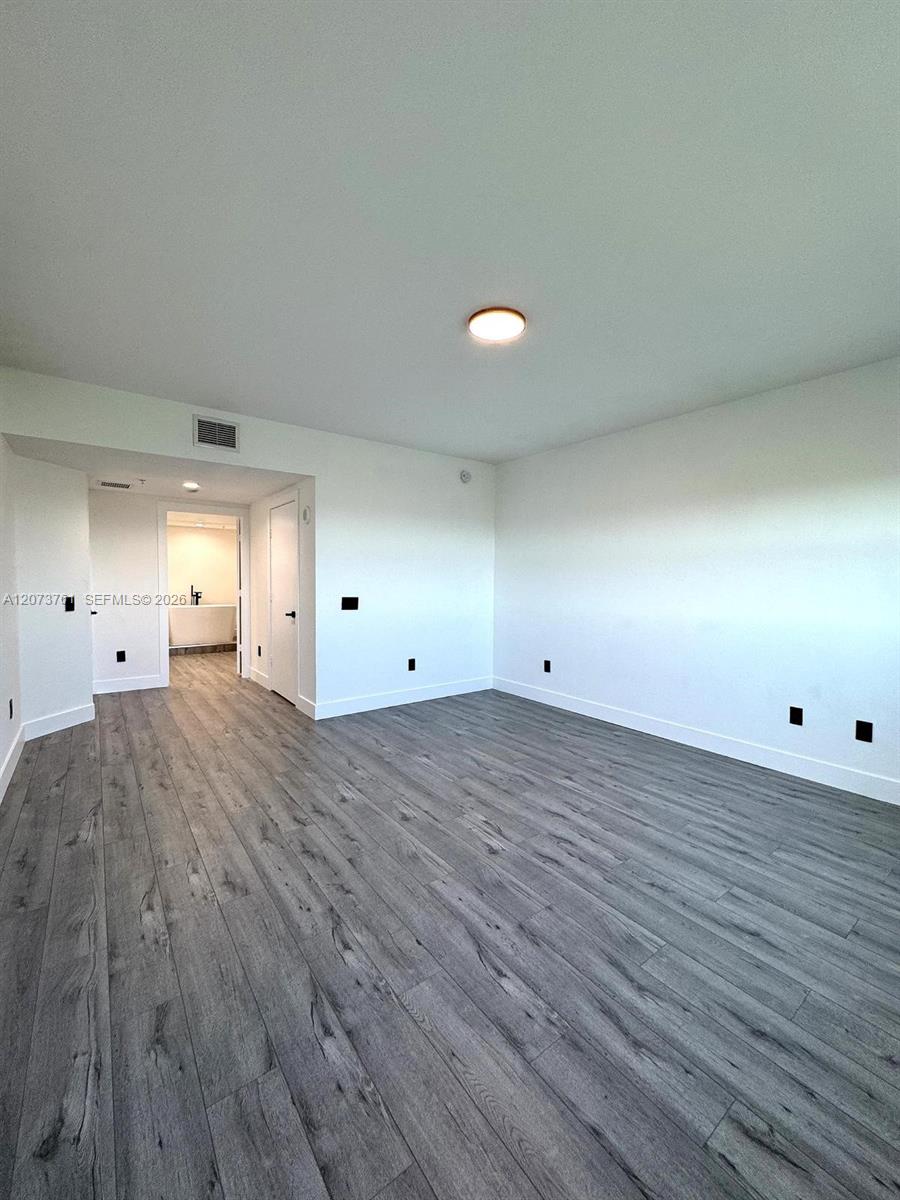 15051 Royal Oaks Ln # 1403 — Photo 3