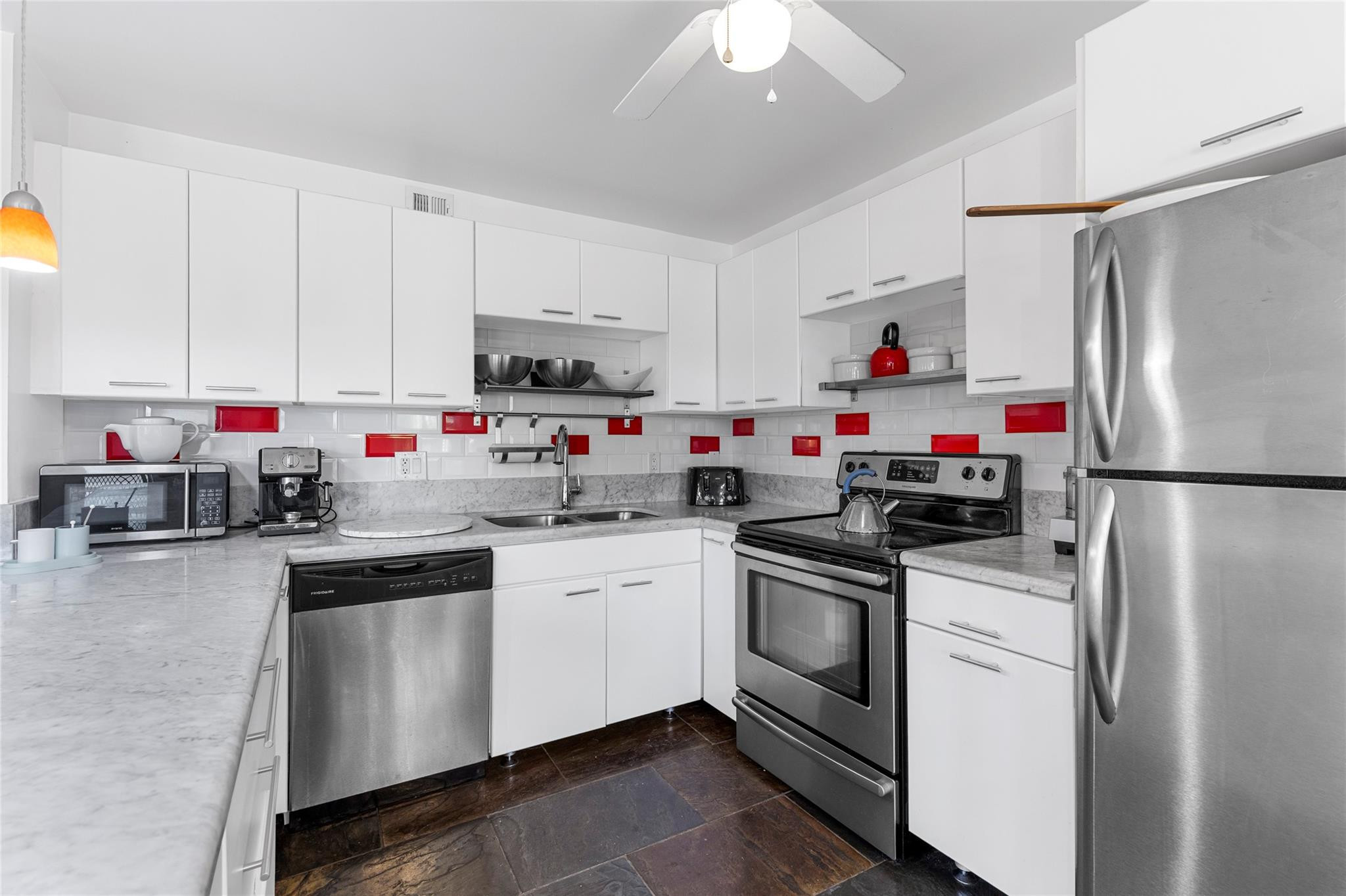 4044 Ventnor O — Photo 3