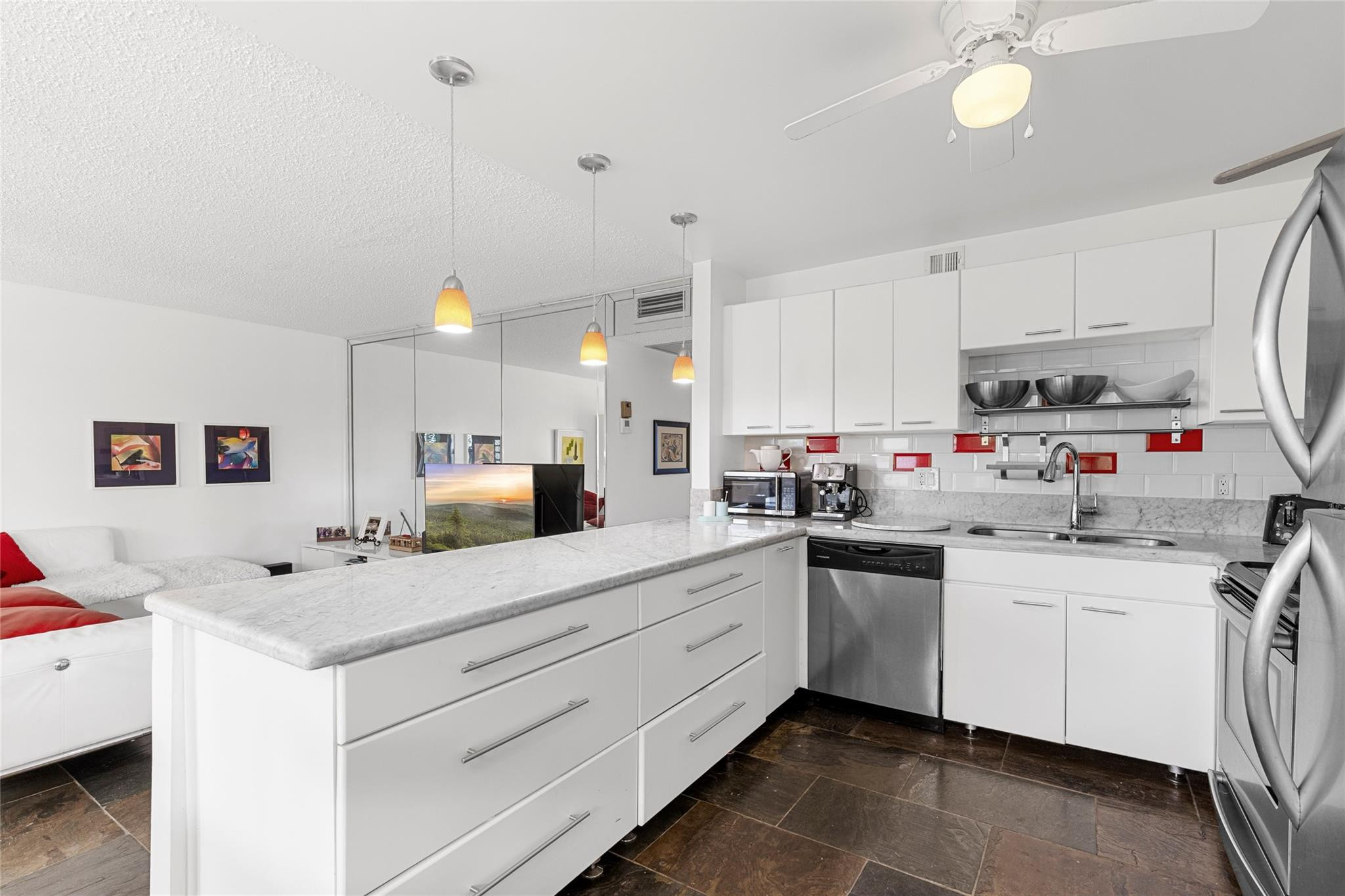 4044 Ventnor O — Photo 4