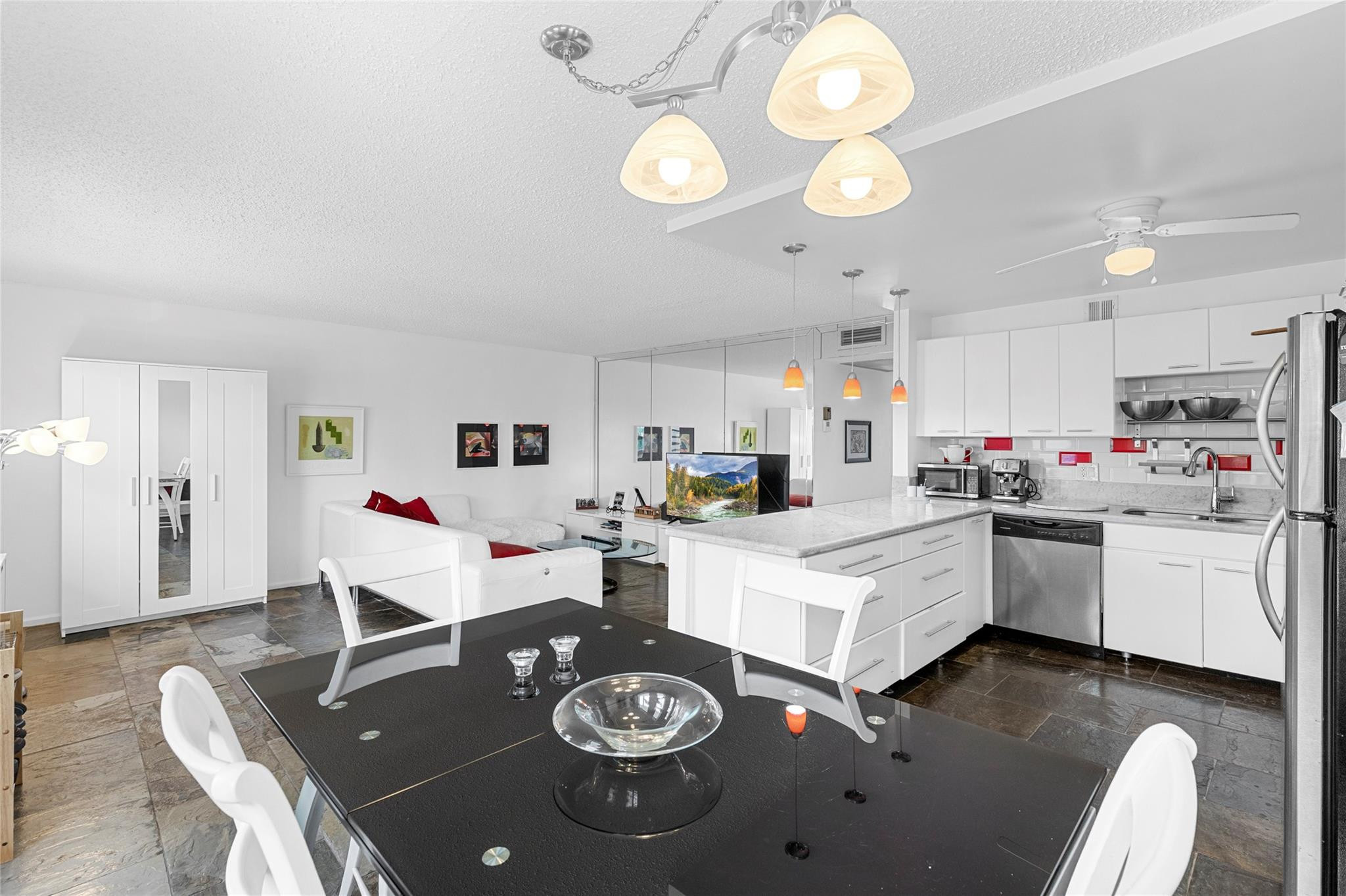 4044 Ventnor O — Photo 5