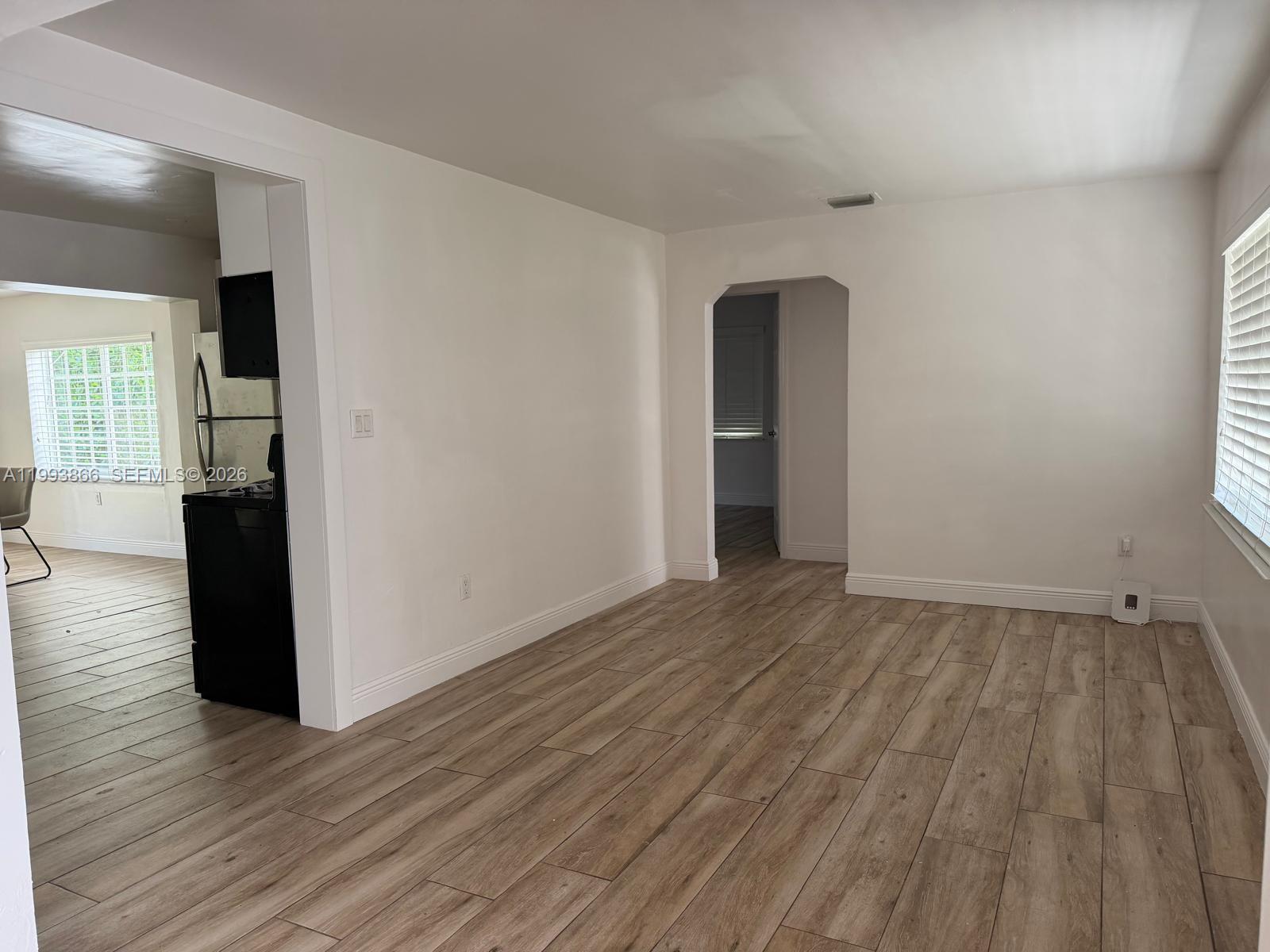 3427 SW 64th Ave — Photo 3