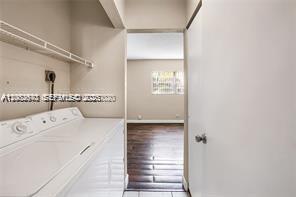 4841 NW 9th Dr # 4841 — Photo 5