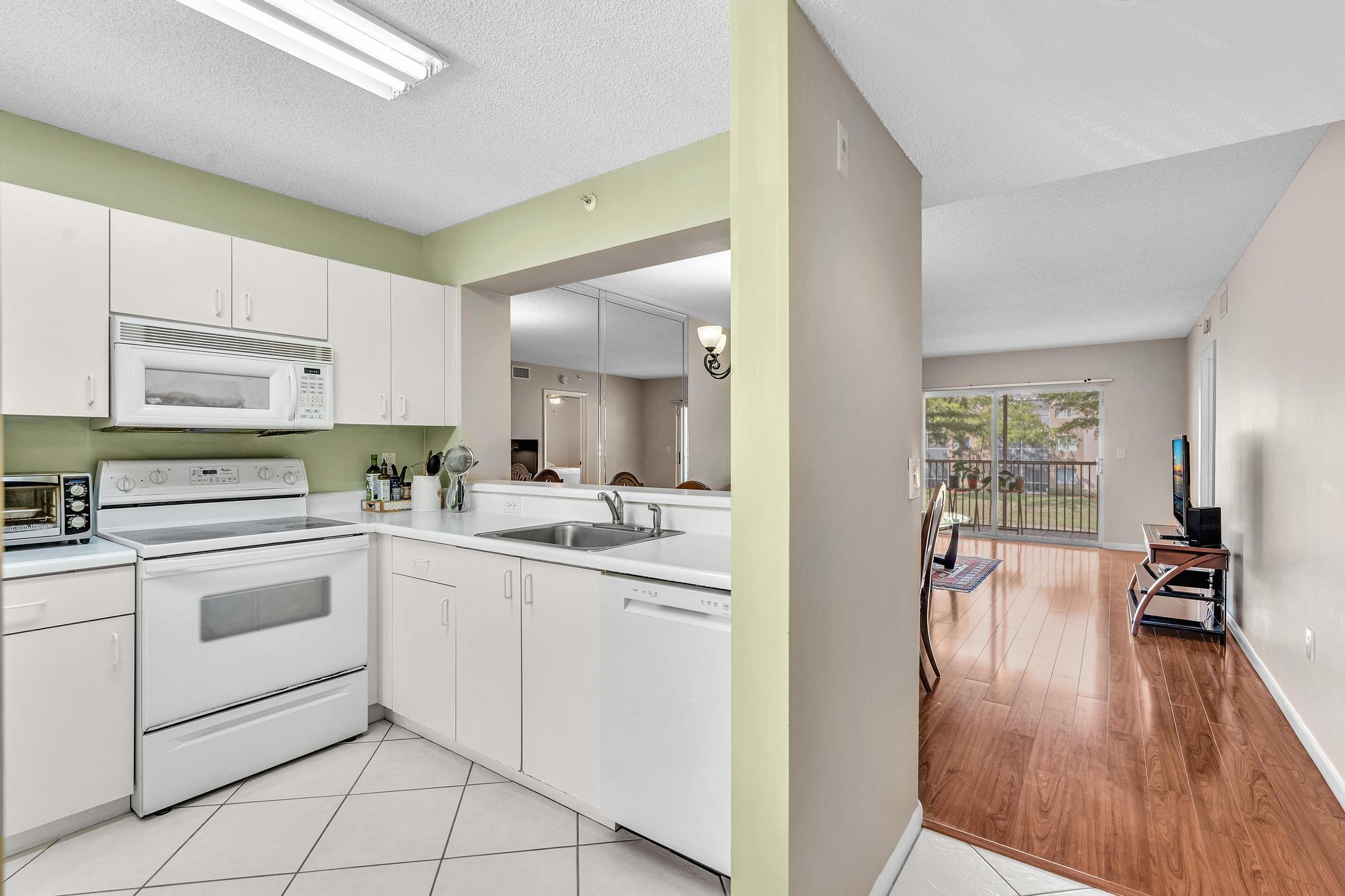 9537 Weldon Circle # I213 — Photo 2