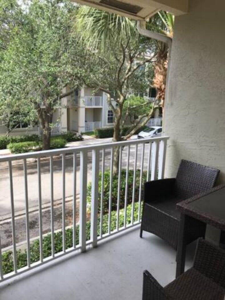 1136 TOWN CENTER Drive # 23 — Photo 4