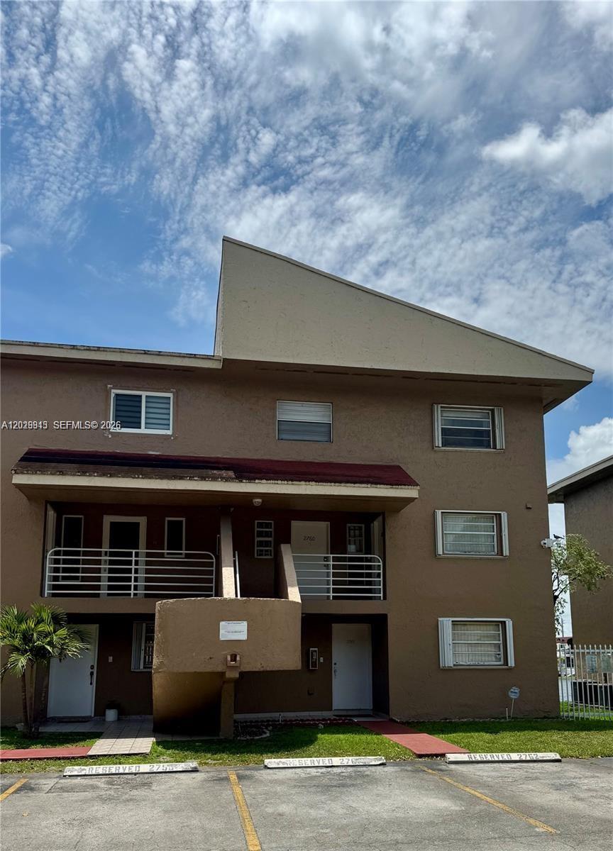 2778 W 60th St # 45, Hialeah FL 33016
