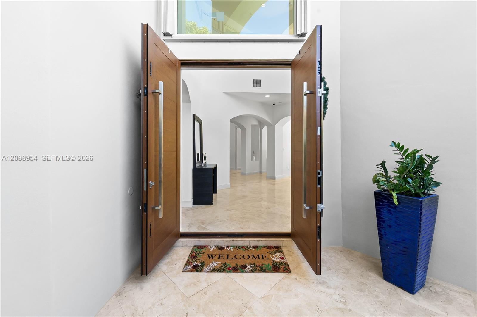 1490 Cleveland Rd — Photo 3