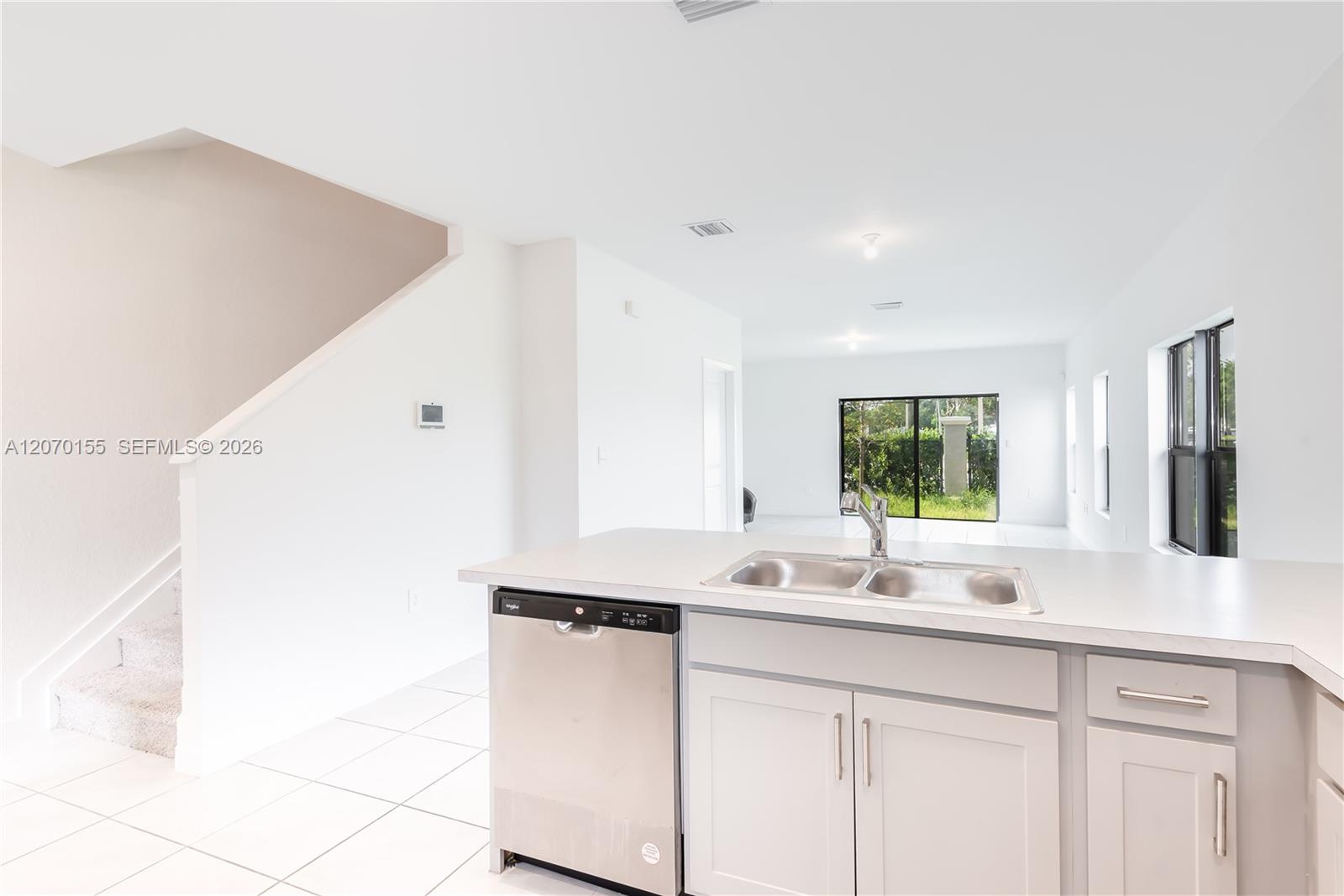 302 NE 1st Dr # 302 View 11