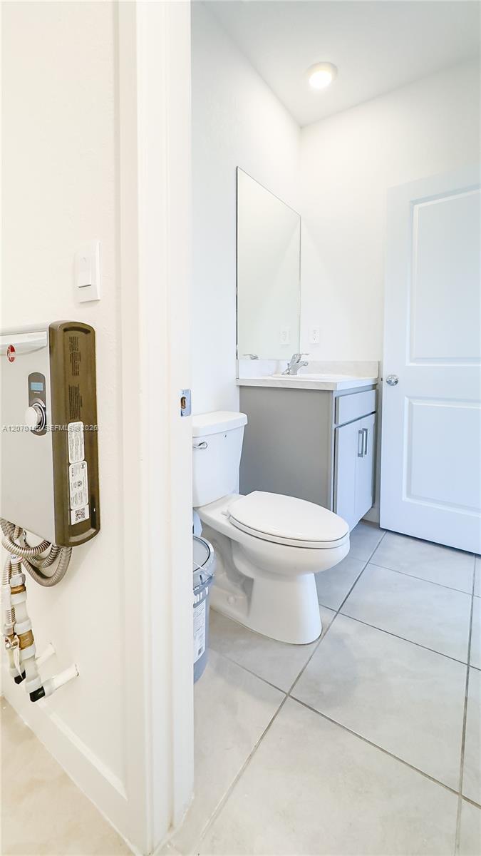 302 NE 1st Dr # 302 View 14