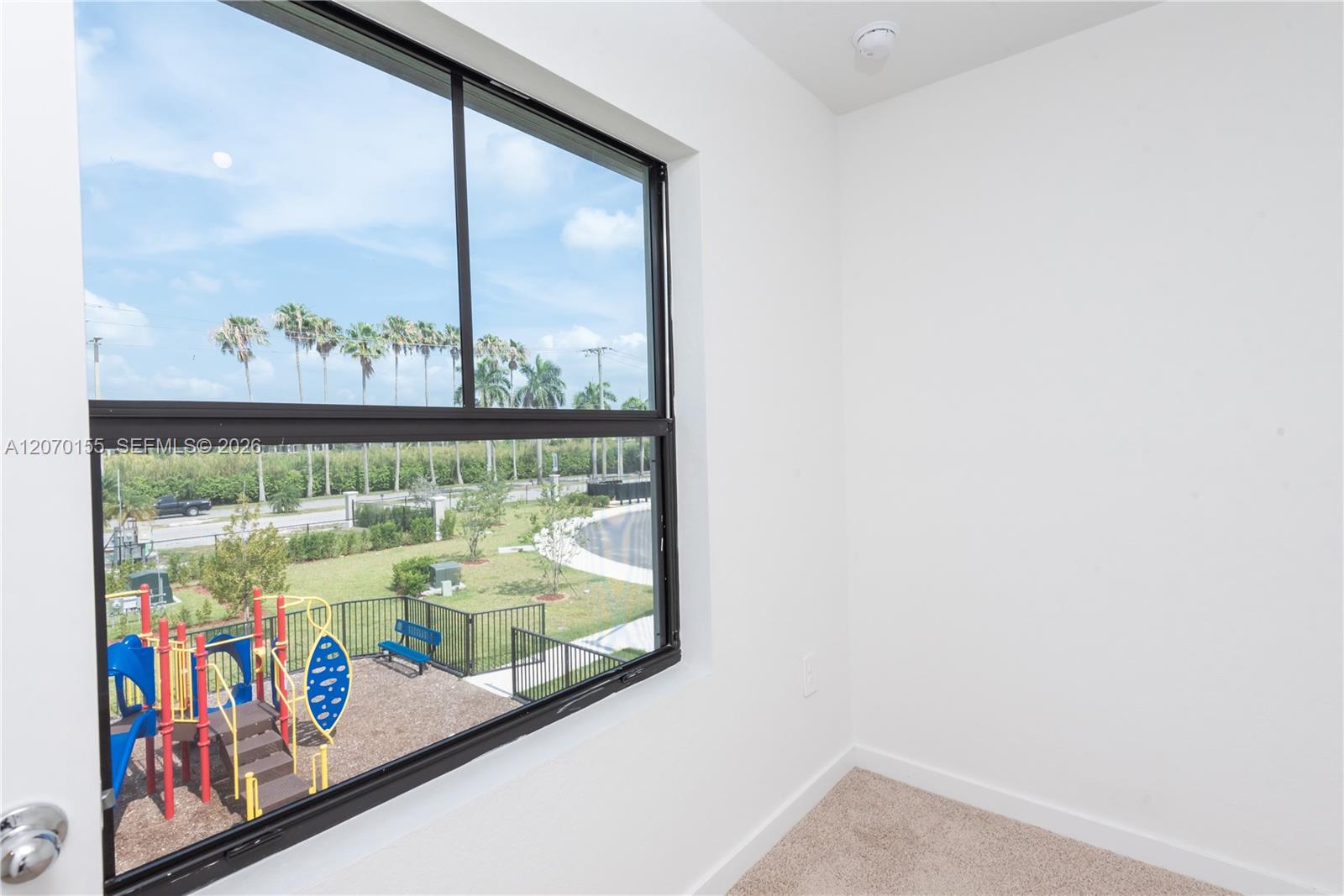 302 NE 1st Dr # 302 View 6
