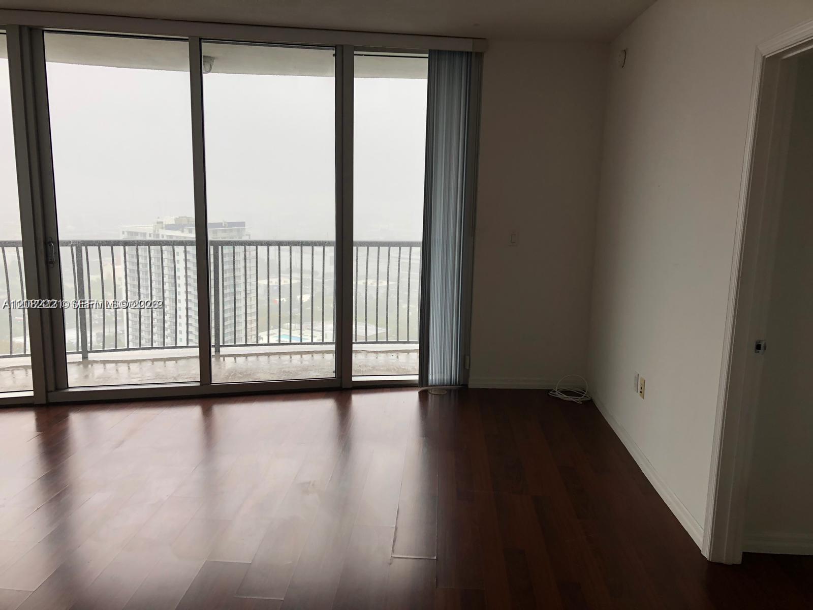 1750 N Bayshore Dr # 3015 — Photo 4