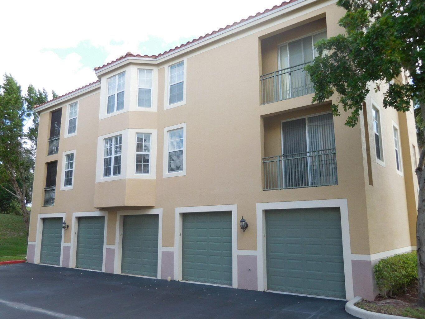 11780 SAINT ANDREWS Place # 201, Wellington FL 33414