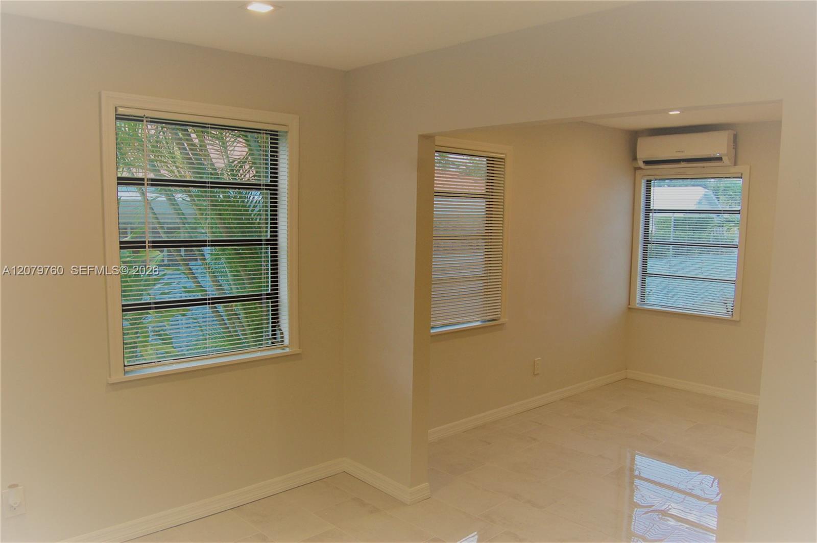 2140 SW 25th St # 2140 — Photo 5