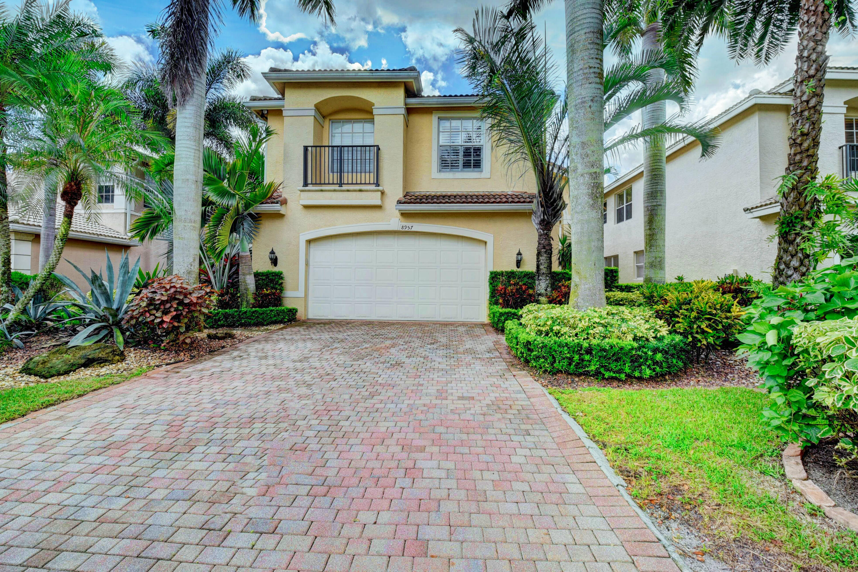 8957 Sandy Crest Lane, Boynton Beach FL 33473