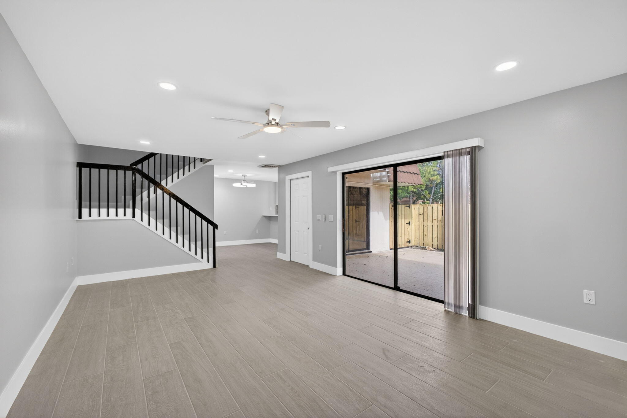 183 Charter Way, West Palm Beach FL 33407