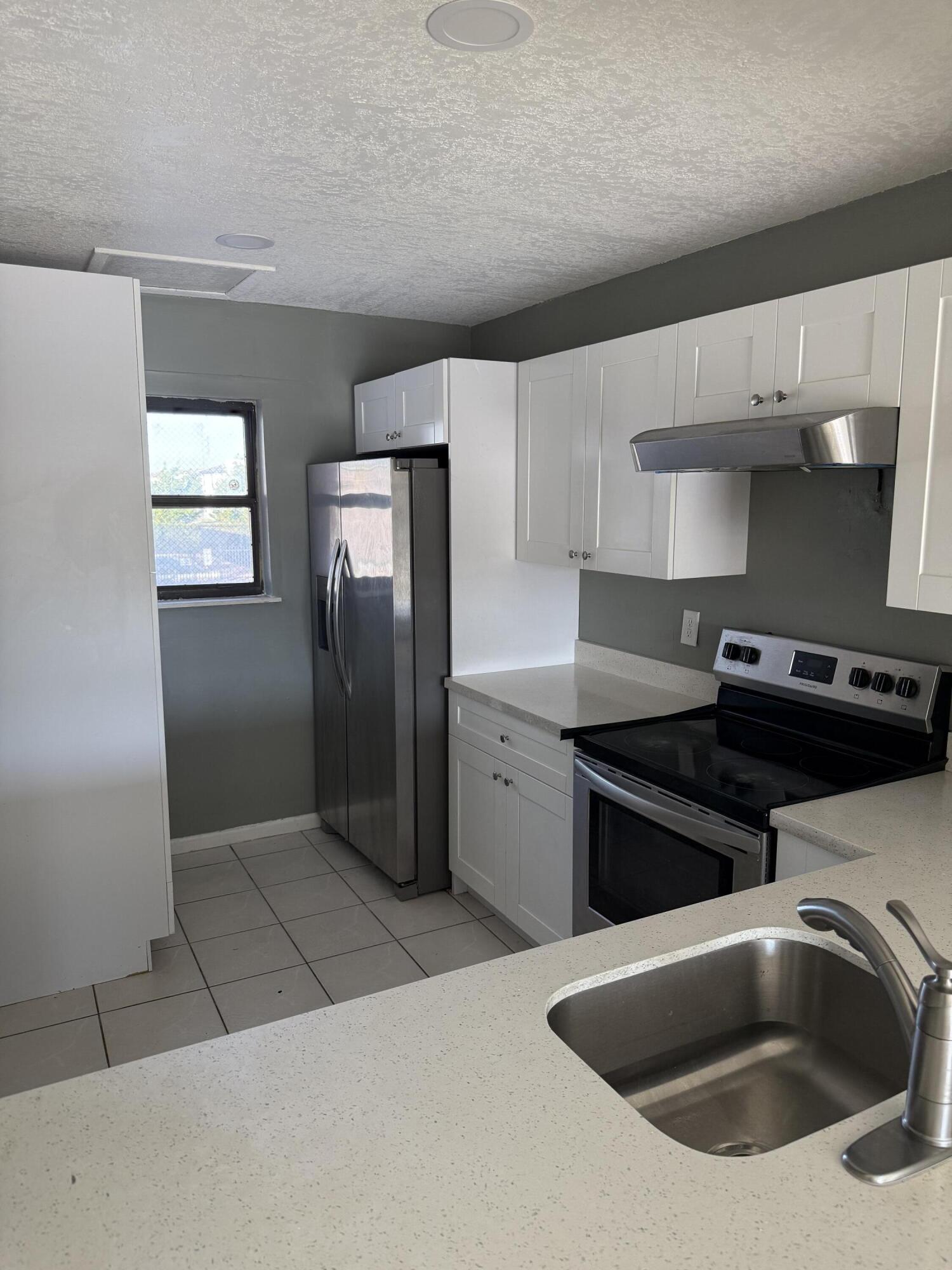 20735 NE 8TH Court # 12, Miami FL 33179