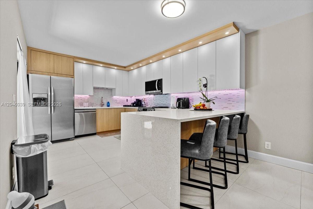 2891 SW 11th Pl, Deerfield Beach FL 33442