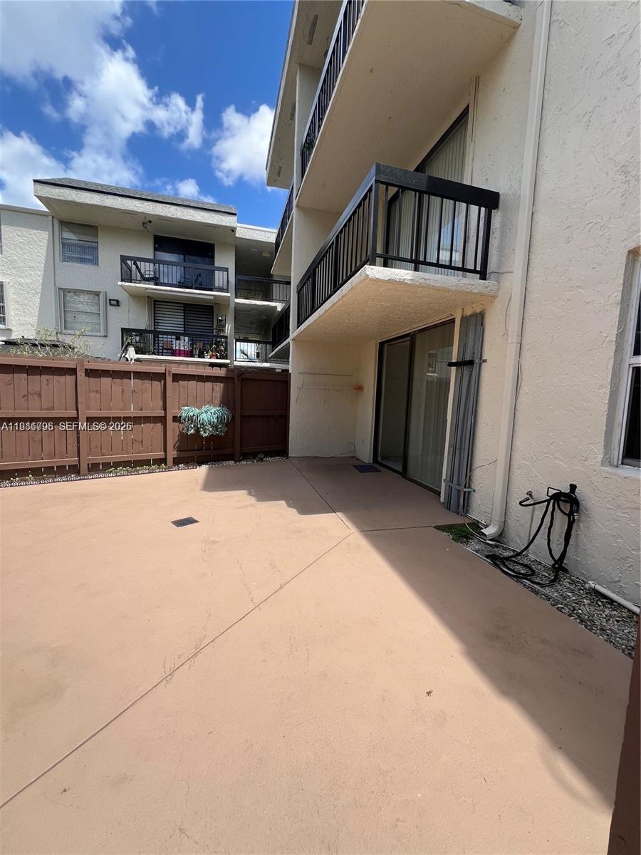 8307 SW 142nd Ave # F105, Miami FL 33183