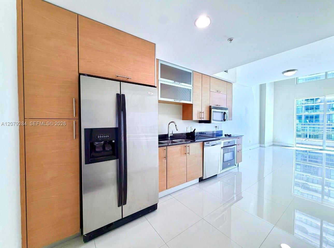 60 SW 13th St # 1808 — Photo 2